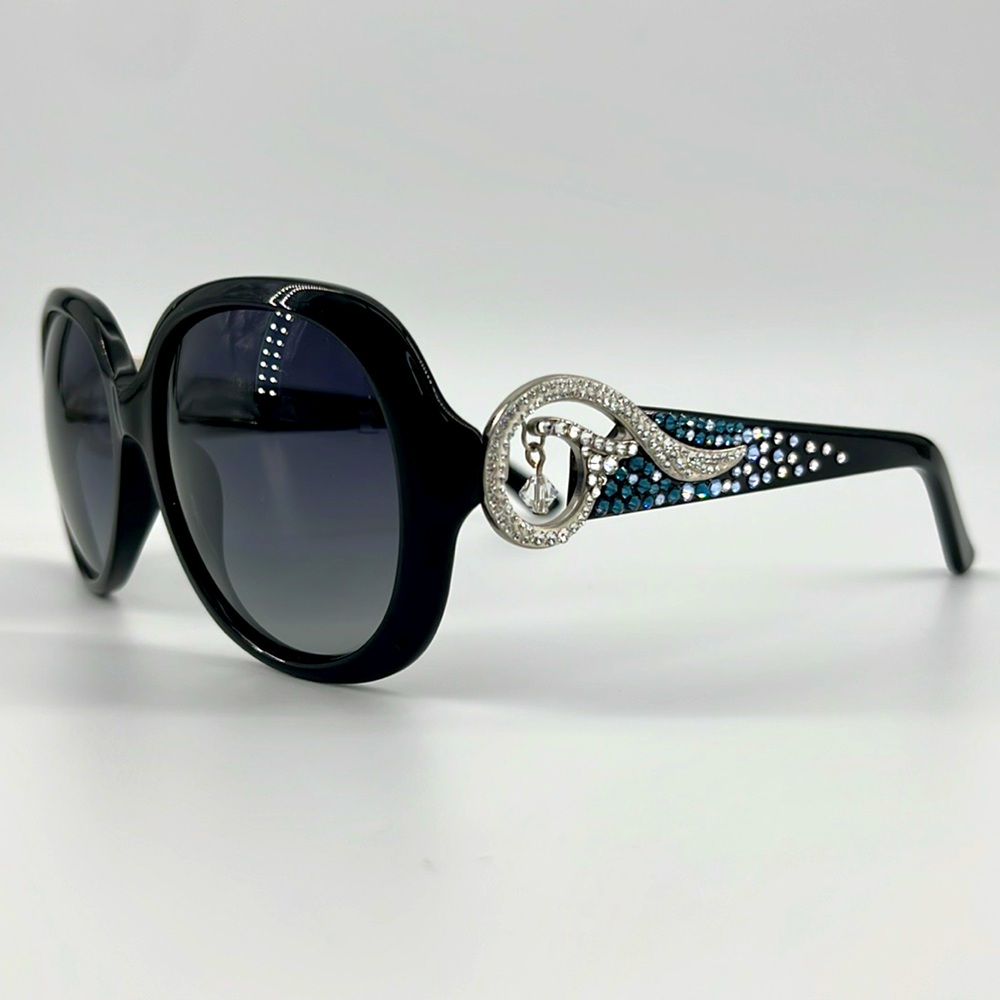 #26.Swarovski Crystal Sunglasses - Jimmy Crystal New York